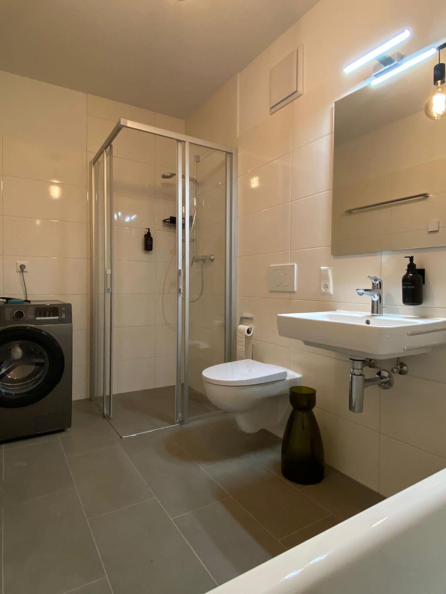Design-apartment I Direkt Im Zentrum I Boxspring I Nespresso I Terrasse Mit Garten I Parkplatz *